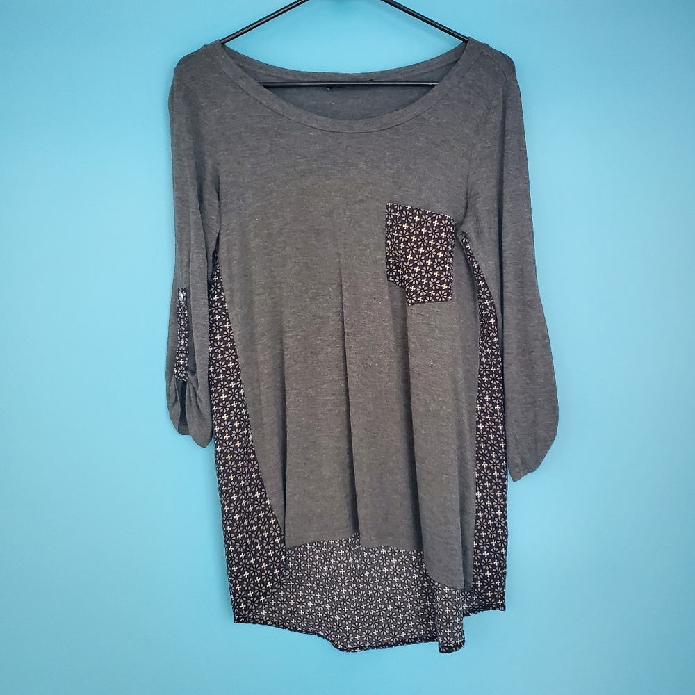 Ezra Blouse Size XS Gray Long Sleeve 3/4 Sleeve Blouse